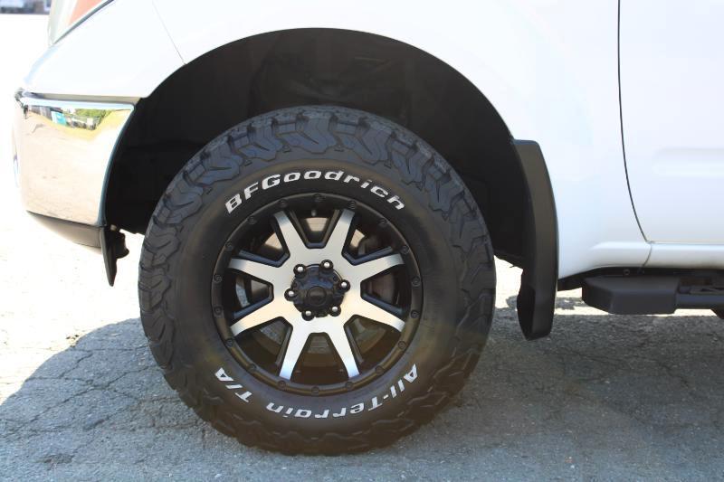 Nissan Frontier SE Crew Cab 4WD 2007