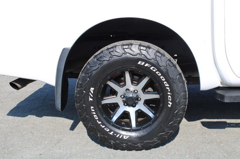 Nissan Frontier SE Crew Cab 4WD 2007