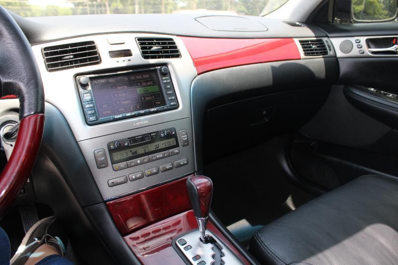 Lexus ES 330 Sedan 2005