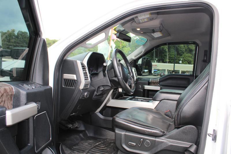 Ford F-250 SD Lariat Crew Cab 4WD 2017