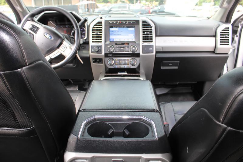 Ford F-250 SD Lariat Crew Cab 4WD 2017