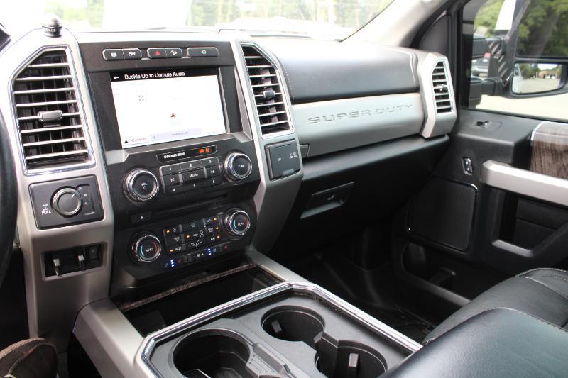 Ford F-250 SD Lariat Crew Cab 4WD 2017