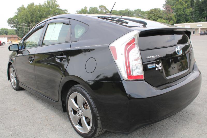 Toyota Prius Persona Series Special Edition 2013