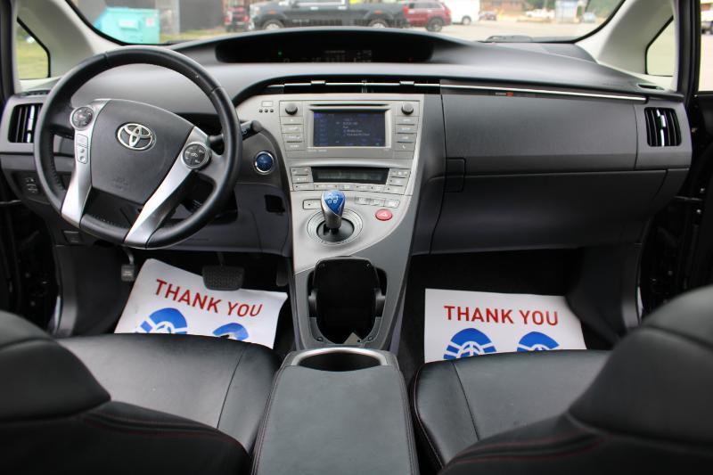 Toyota Prius Persona Series Special Edition 2013