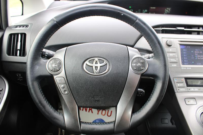 Toyota Prius Persona Series Special Edition 2013