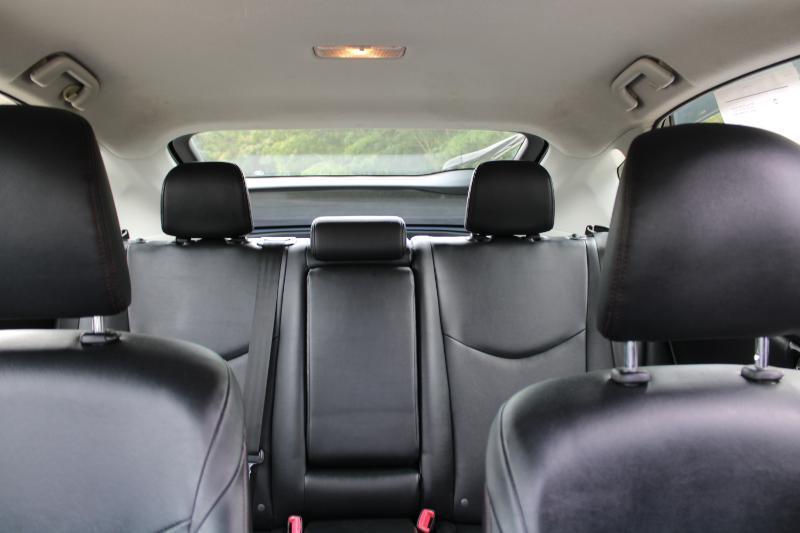 Toyota Prius Persona Series Special Edition 2013