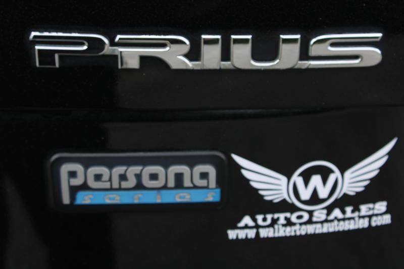 Toyota Prius Persona Series Special Edition 2013
