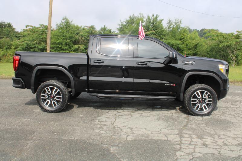 GMC Sierra 1500 AT4 Crew Cab Short Box 4WD 2019