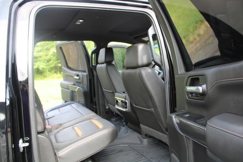 GMC Sierra 1500 AT4 Crew Cab Short Box 4WD 2019