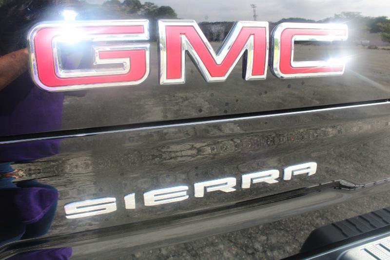 GMC Sierra 1500 AT4 Crew Cab Short Box 4WD 2019