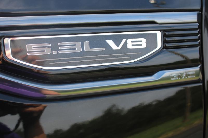 GMC Sierra 1500 AT4 Crew Cab Short Box 4WD 2019