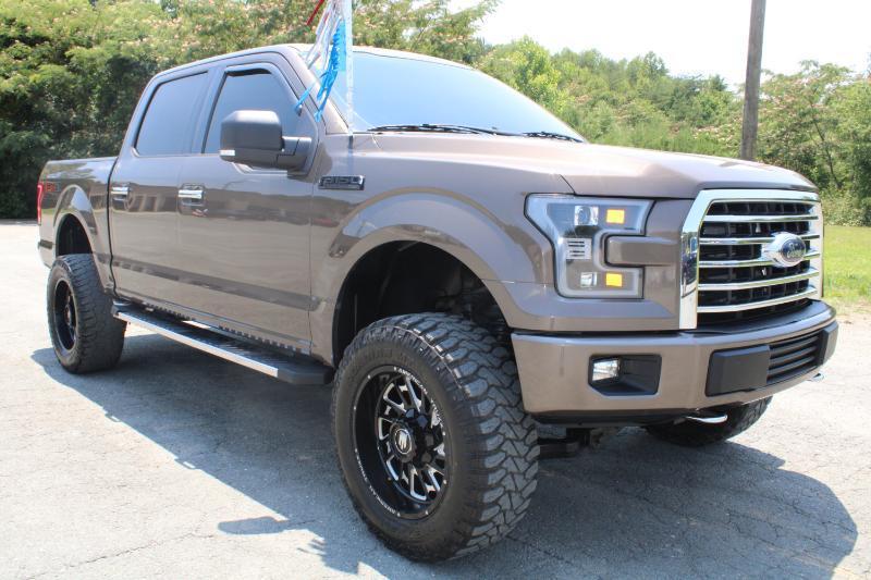 Ford F-150 XLT SuperCrew 5.5-ft. Bed 4WD 2017