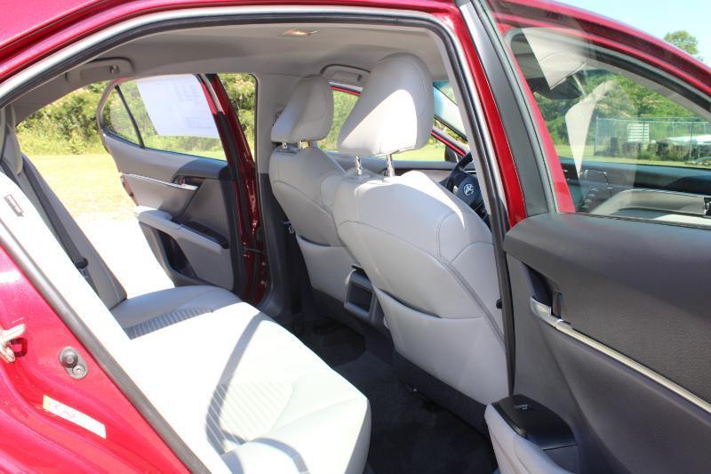 Toyota Camry SE 2018