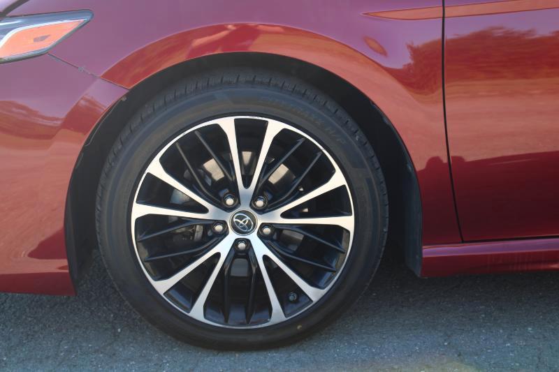 Toyota Camry SE 2018