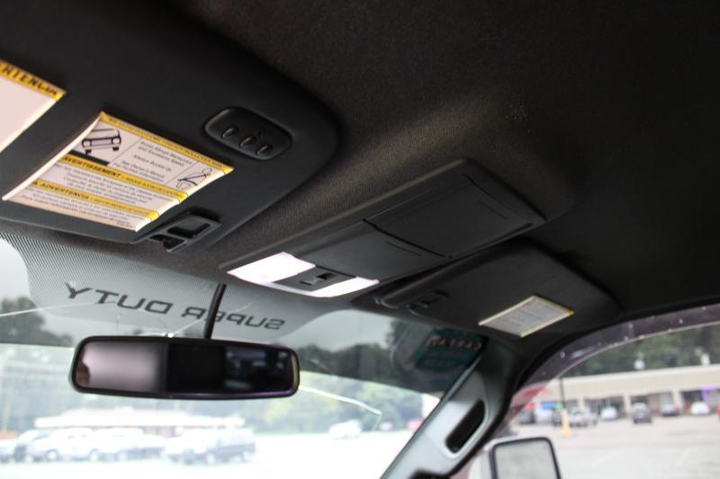 Ford F-350 SD Lariat Crew Cab 4WD 2015