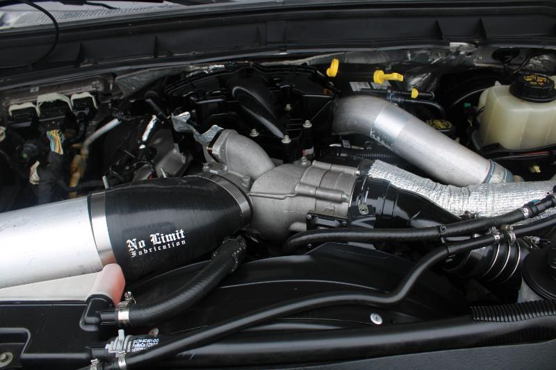 Ford F-350 SD Lariat Crew Cab 4WD 2015