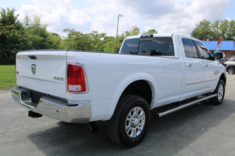 RAM 3500 Laramie Crew Cab LWB 4WD 2018