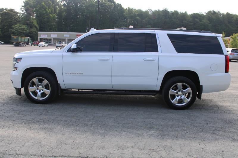 Chevrolet Suburban LT 4WD 2017