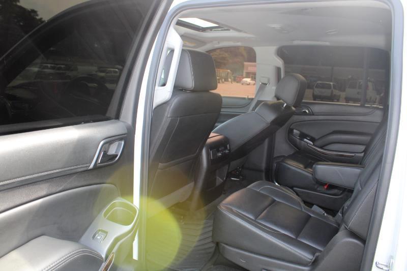 Chevrolet Suburban LT 4WD 2017