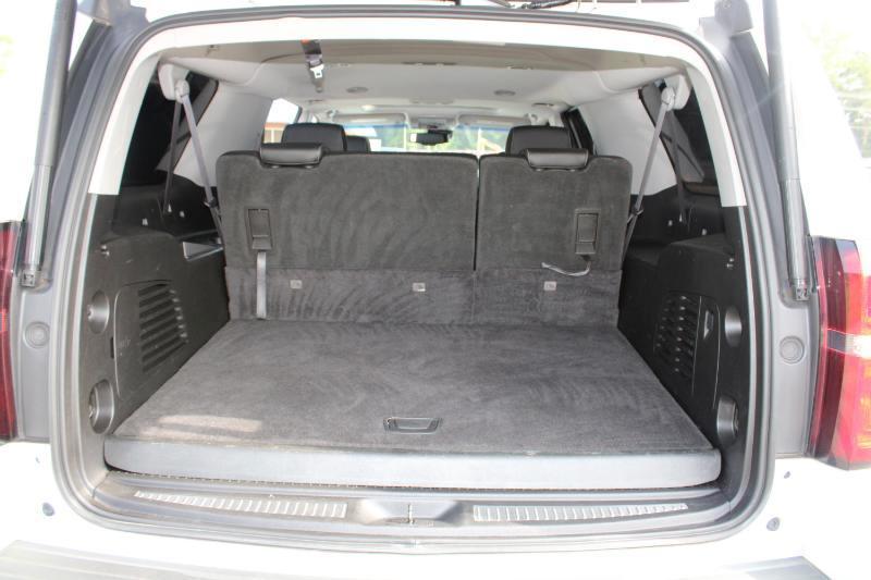 Chevrolet Suburban LT 4WD 2017