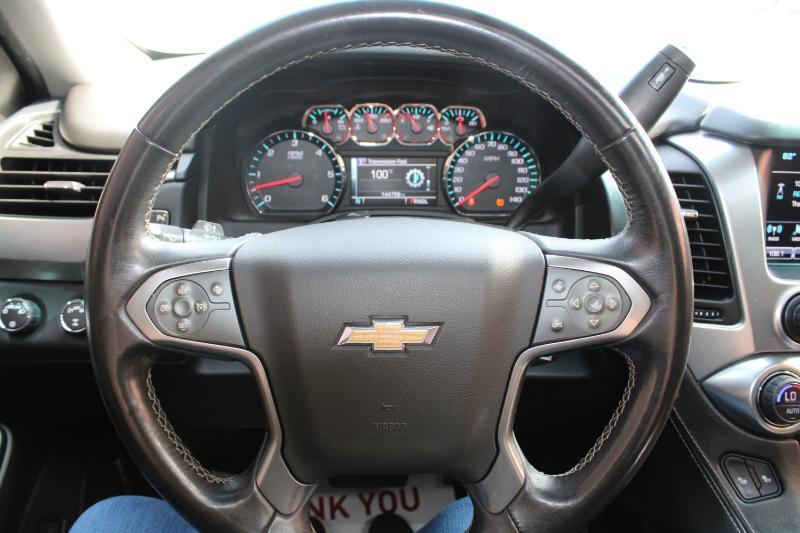 Chevrolet Suburban LT 4WD 2017