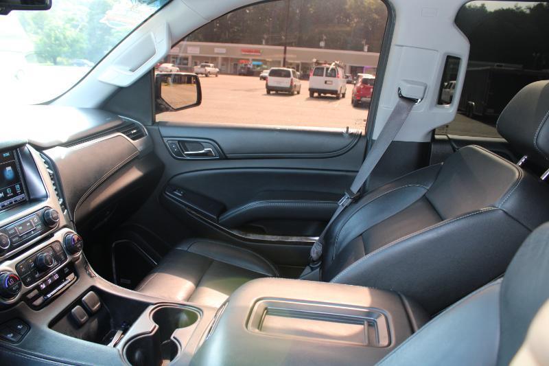 Chevrolet Suburban LT 4WD 2017