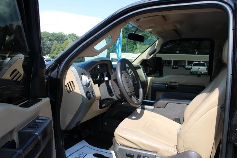 Ford F-250 SD Lariat Crew Cab 4WD 2012