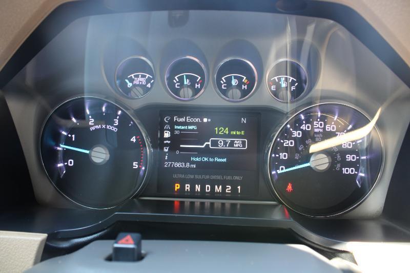 Ford F-250 SD Lariat Crew Cab 4WD 2012
