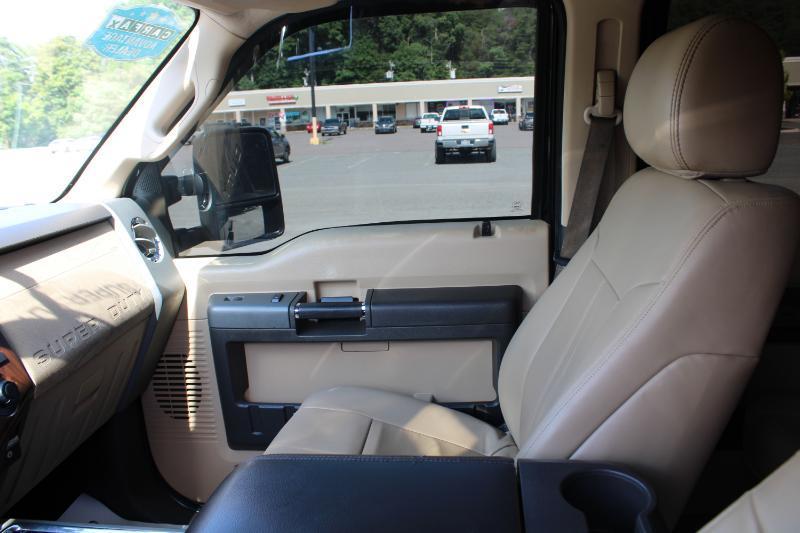 Ford F-250 SD Lariat Crew Cab 4WD 2012
