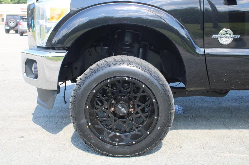 Ford F-250 SD Lariat Crew Cab 4WD 2012