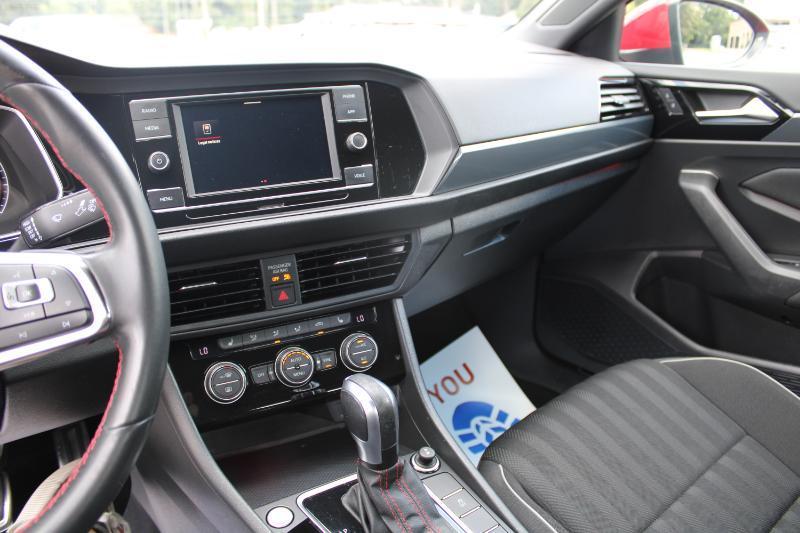 Volkswagen Jetta GLI S 7A 2021