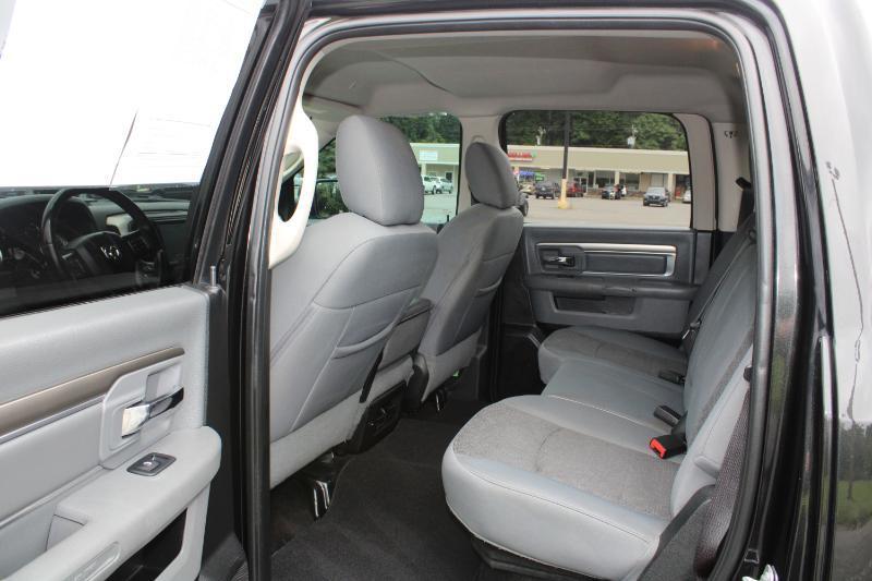 RAM 1500 SLT Crew Cab LWB 4WD 2017