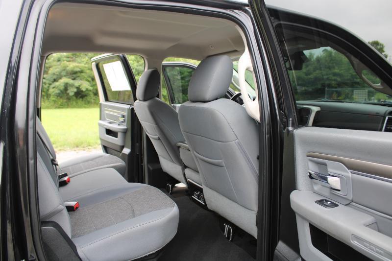 RAM 1500 SLT Crew Cab LWB 4WD 2017