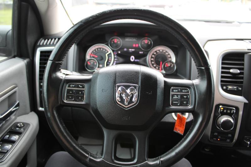 RAM 1500 SLT Crew Cab LWB 4WD 2017