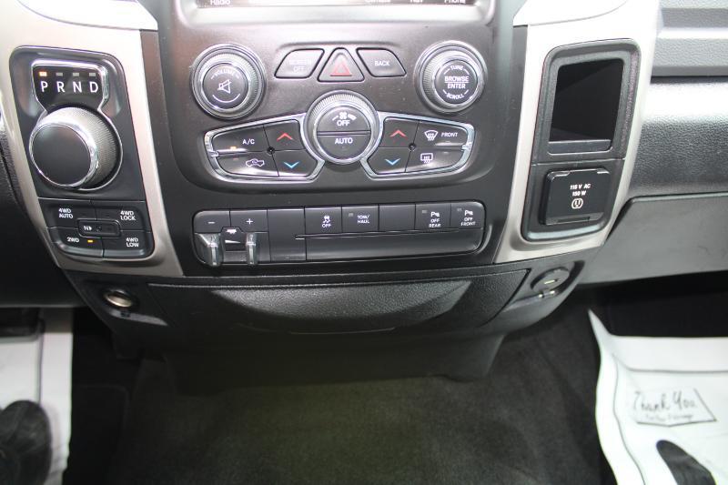RAM 1500 SLT Crew Cab LWB 4WD 2017