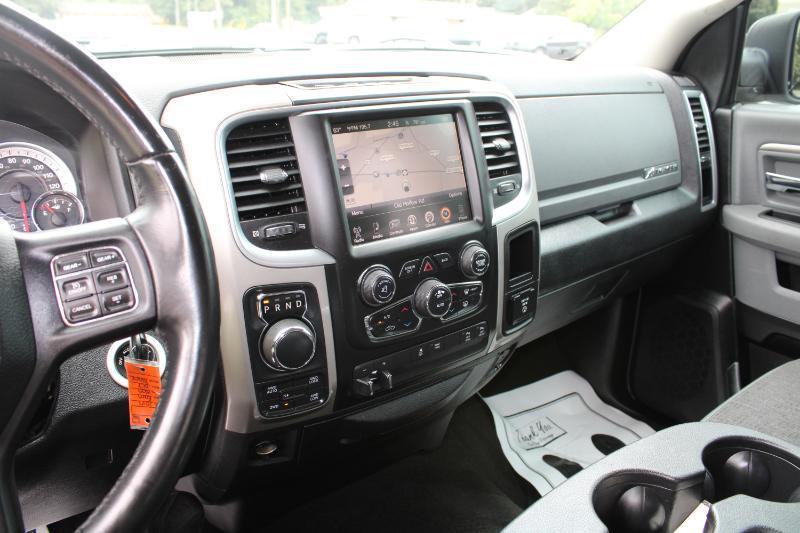 RAM 1500 SLT Crew Cab LWB 4WD 2017