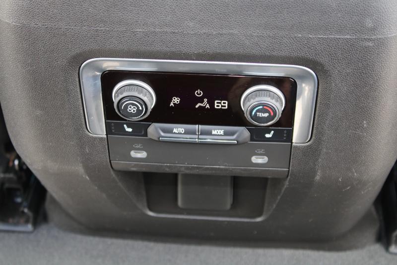 Chevrolet Suburban Premier 2021