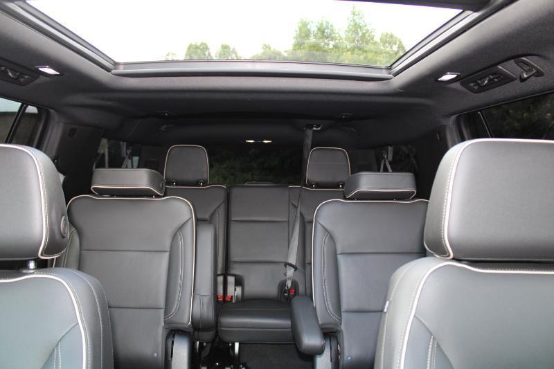 Chevrolet Suburban Premier 2021