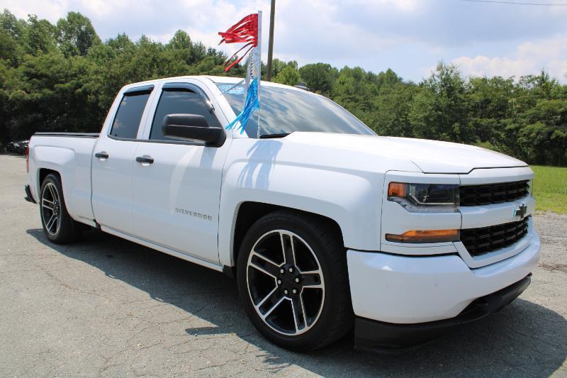Chevrolet Silverado 1500 Custom Double Cab 4WD 2017