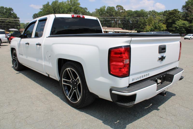 Chevrolet Silverado 1500 Custom Double Cab 4WD 2017
