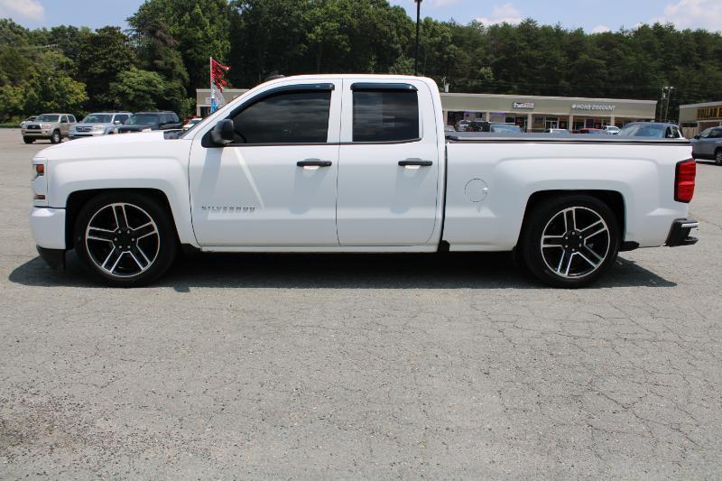Chevrolet Silverado 1500 Custom Double Cab 4WD 2017