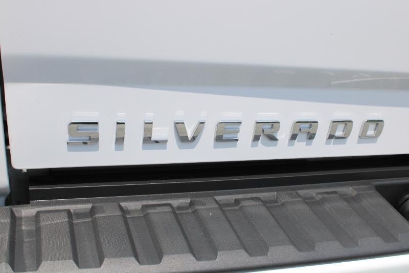 Chevrolet Silverado 1500 Custom Double Cab 4WD 2017