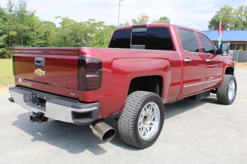 Chevrolet Silverado 2500HD LTZ Crew Cab 4WD 2015