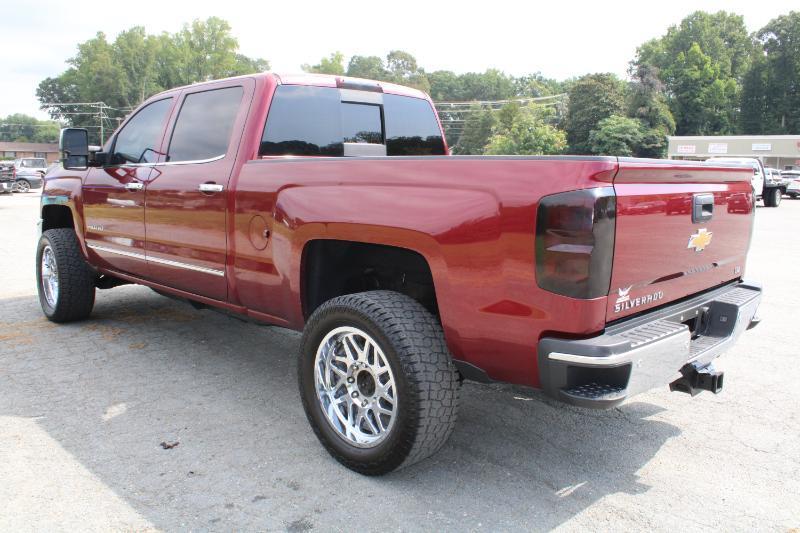 Chevrolet Silverado 2500HD LTZ Crew Cab 4WD 2015