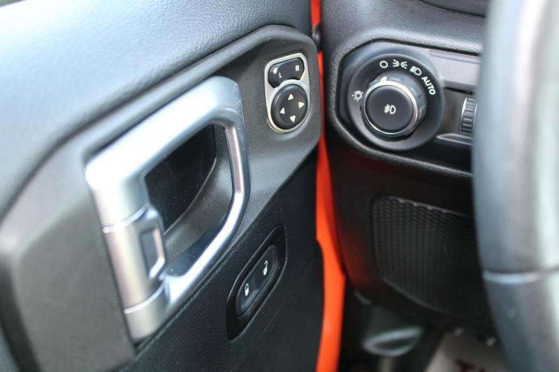 Jeep Wrangler Unlimited Sahara 4WD 2019