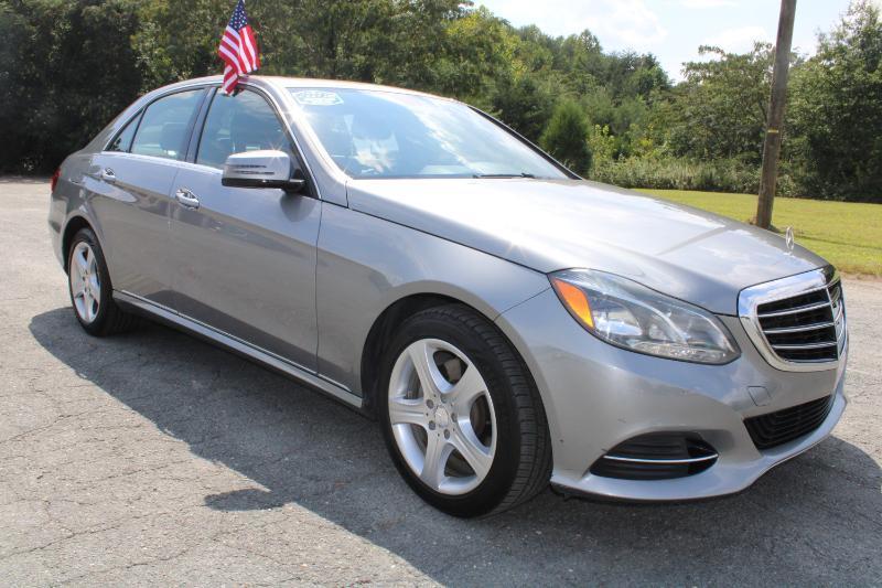 Mercedes-Benz E-Class E350 Luxury 4MATIC Sedan 2015