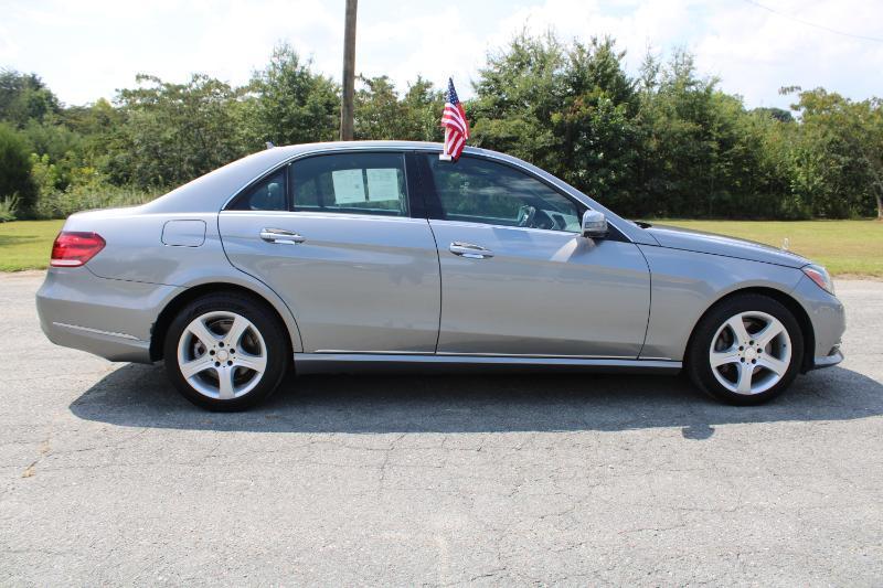 Mercedes-Benz E-Class E350 Luxury 4MATIC Sedan 2015