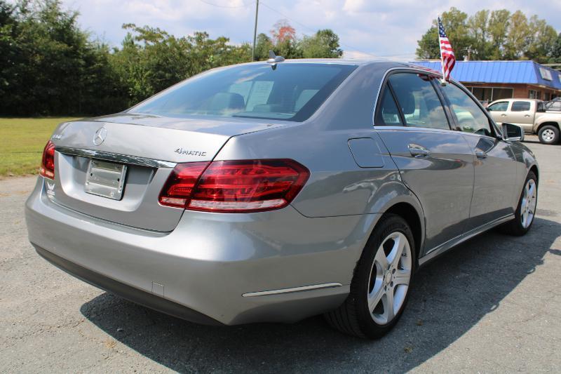 Mercedes-Benz E-Class E350 Luxury 4MATIC Sedan 2015