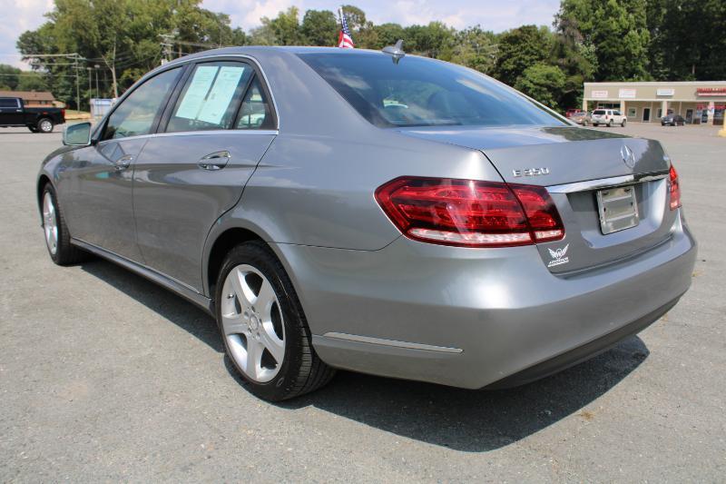 Mercedes-Benz E-Class E350 Luxury 4MATIC Sedan 2015