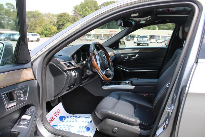 Mercedes-Benz E-Class E350 Luxury 4MATIC Sedan 2015